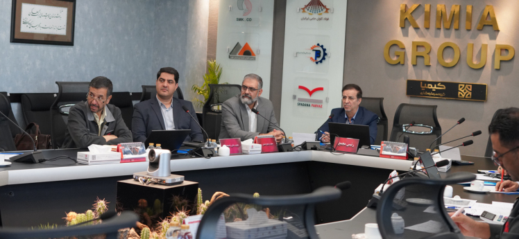 برگزاری مجمع سالیانه شرکت ققنوس نگین اسپادانا و طاووس گشت اصفهان
